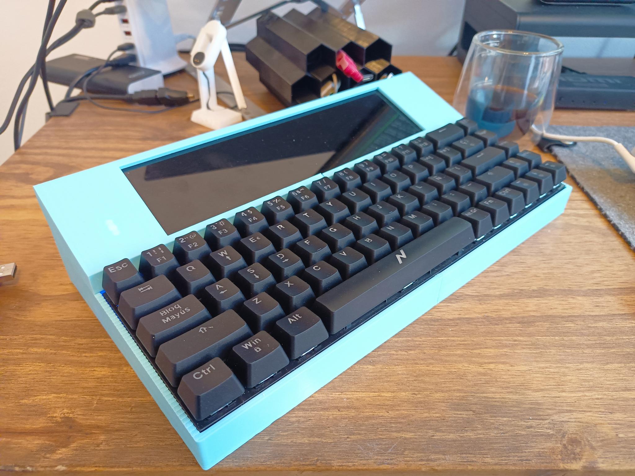 Image of a Tandy style laptop case